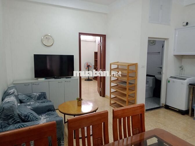 Cho thuê CHDV dt 65m², 2N1K, tại ngõ 141 phố Trích Sài, Tây Hồ, Hà Nội