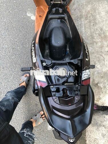 Yamaha Luvias Nâu Đen Tự động