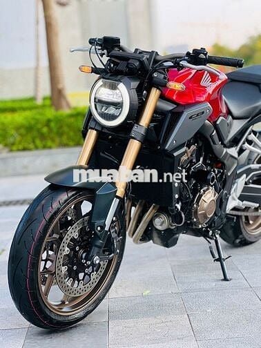 Mạnh Hà Motor bán Honda CB650R 2023 lướt 7000 km