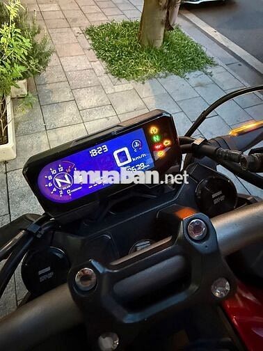 Mạnh Hà Motor bán Honda CB650R 2023 lướt 7000 km