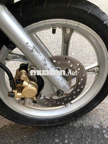 Yamaha Luvias Nâu Đen Tự động