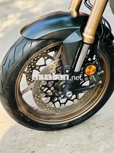 Mạnh Hà Motor bán Honda CB650R 2020 biển HN keng