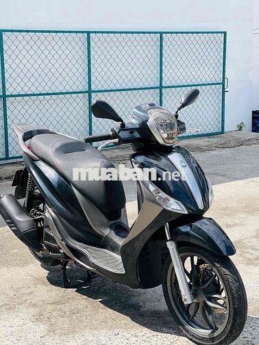 Piaggio Medley S ABS Đen bạc