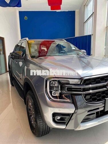 Ford Wildtrak 2026 rẻ hơn xe lướt