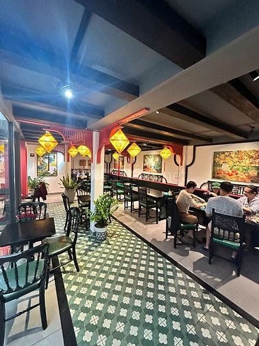  SANG NHANH QUÁN CÀ PHÊ PHONG CÁCH HUẾ – TRUNG TÂM QUẬN 3 