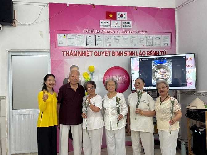 Tuyển dụng chăm sóc khách hàng tháng 5