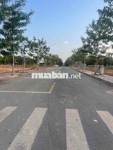 Cần tiền bán lô đất Bến Cát Center 2 An Điền chỉ 900 triệu sổ sẵn