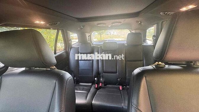 Ford Everest Titanium Đỏ 100.511 km