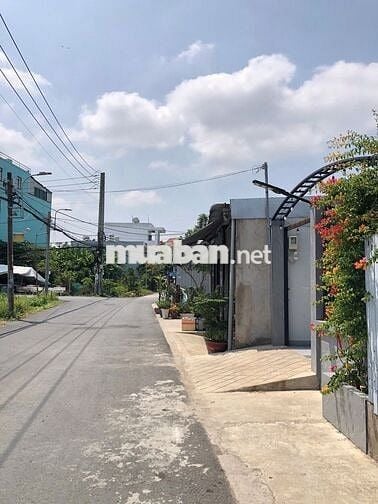 Nhà trệt lầu tại Lê Văn Lương. 5x27 nhà mới. Shr hỗ trợ bank