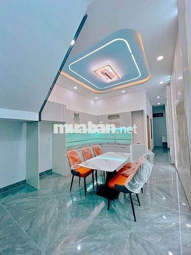 Chủ bán nhà mới . Sổ Hoàn Công