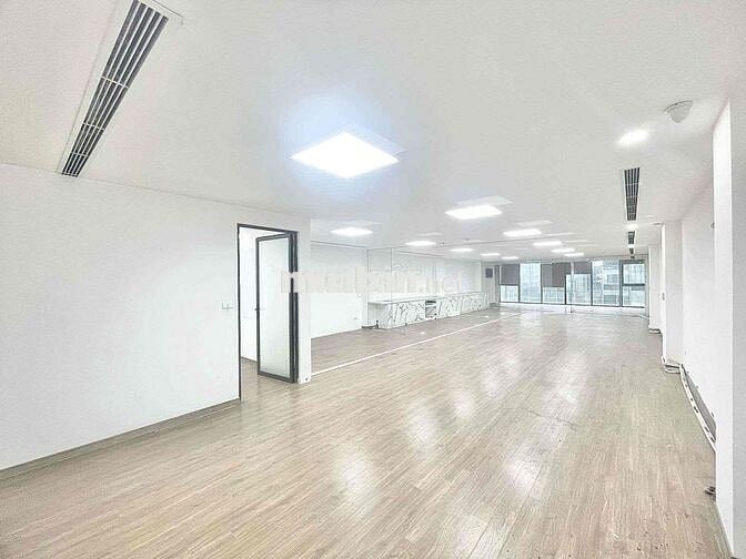 Cho thuê văn phòng tại Thái Hà 200m2 giá chỉ 40t giá siêu rẻ