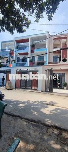 Chủ bán nhà mới . Sổ Hoàn Công