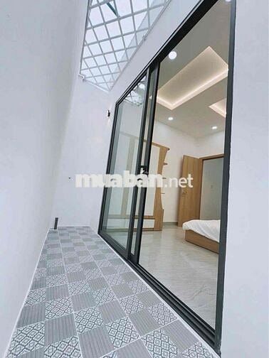 Chỉ: 4Tỷ750 - NHÀ NGAY Chợ Thị Nghè – Sát Q1 Diện tích: 30m2 - Vuông A