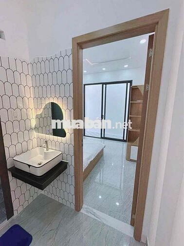 Chỉ: 4Tỷ750 - NHÀ NGAY Chợ Thị Nghè – Sát Q1 Diện tích: 30m2 - Vuông A