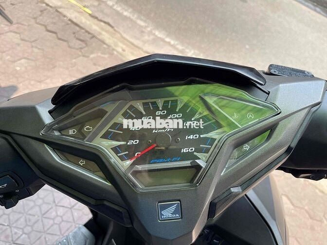 Honda Vario 150 2018 Vàng cát