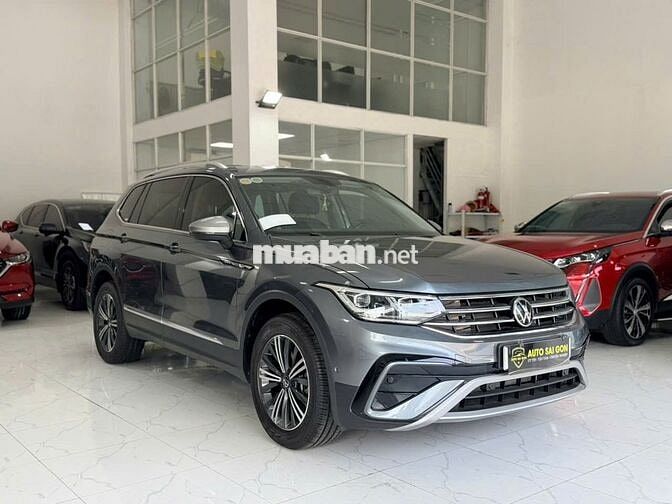 Volkswagen Tiguan 2023 dkld 2025 bảo hành đến 2028
