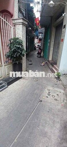cho thuê nhà nguyên căn. TRẦN HƯNG ĐẠO ,Quận 1