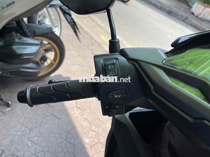 Honda Vario 150 2018 Vàng cát
