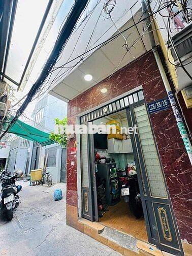 BÁN GẤP ,Mình có việc cần bán gấp nhà 28M2 SÁT Q1 CHỈ 2 PHÚT ĐI XE
