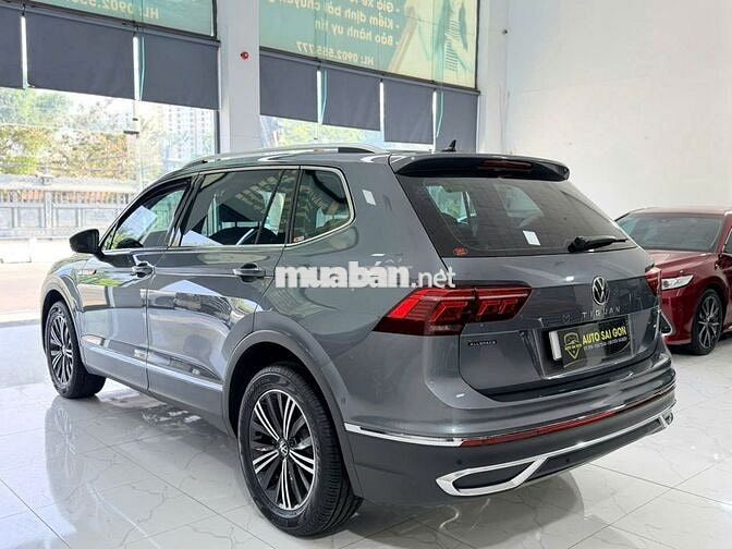Volkswagen Tiguan 2023 dkld 2025 bảo hành đến 2028