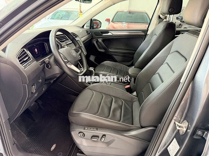 Volkswagen Tiguan 2023 dkld 2025 bảo hành đến 2028