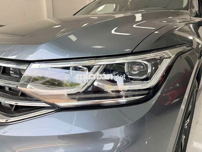 Volkswagen Tiguan 2023 dkld 2025 bảo hành đến 2028