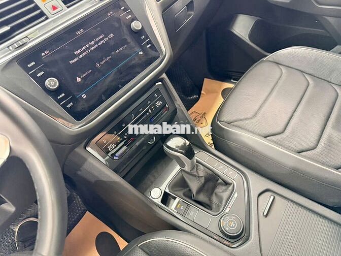 Volkswagen Tiguan 2023 dkld 2025 bảo hành đến 2028