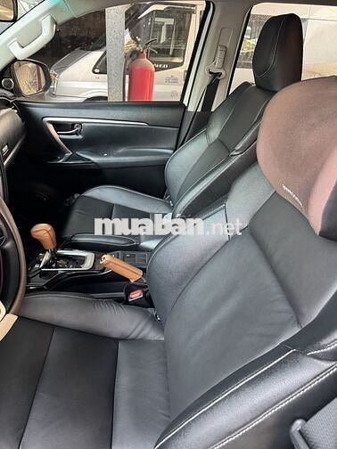 Toyota Fortuner Trắng Ngọc trai 17000 km