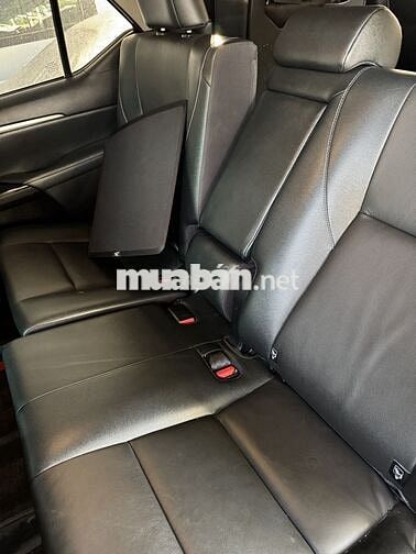 Toyota Fortuner Trắng Ngọc trai 17000 km
