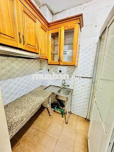 Hơn 2 tỷ chút có nhà mới ĐC Thượng-50m ra oto tránh-Có thuế-40m*2T;2N