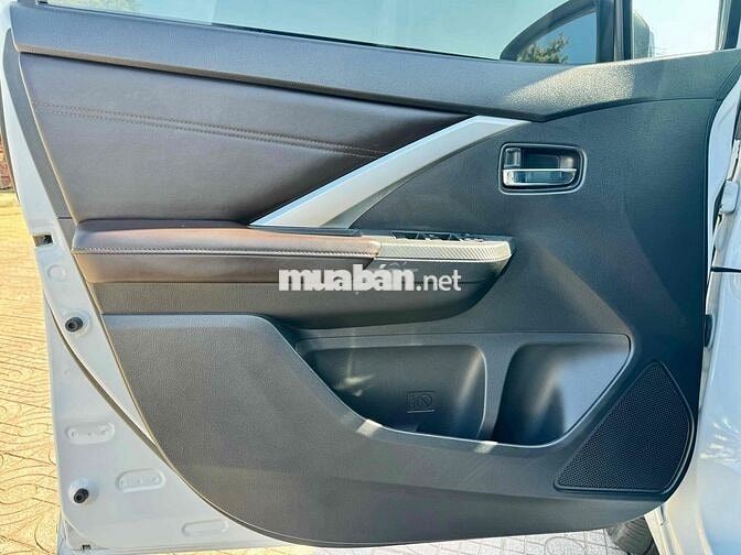 Mitsubishi Xpander Premium 2024 Trắng 34000 km