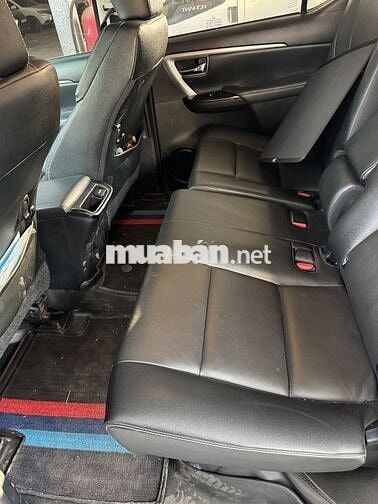 Toyota Fortuner Trắng Ngọc trai 17000 km
