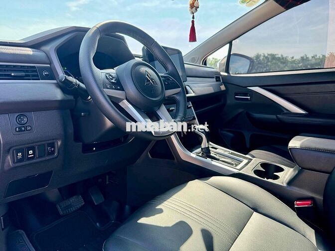 Mitsubishi Xpander Premium 2024 Trắng 34000 km
