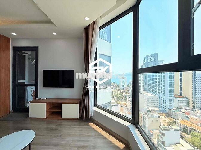 CHO THUÊ DÀI HẠN CĂN HỘ 2 PHÒNG NGỦ TẦNG CAO VIEW XÉO BIỂN TOÀ NHÀ HUD