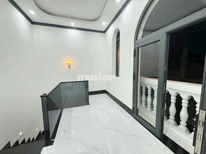 NHÀ ĐEP MỚI 100% 1 TRỆT 1 LẦU ĐƯỜNG ÔTÔ NGAY TRUNG TÂM PHƯỜNG 3 VĨNH L