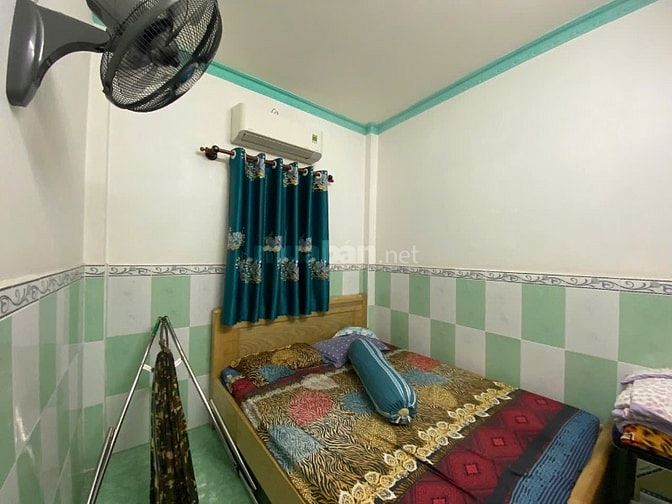 Bán nhà 2 tầng , hẻm xe máy , đường Nguyễn Thị Định 