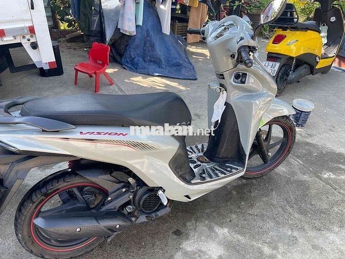 Honda Vision Xám