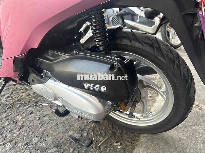 Honda Vision 2017 màu Hồng