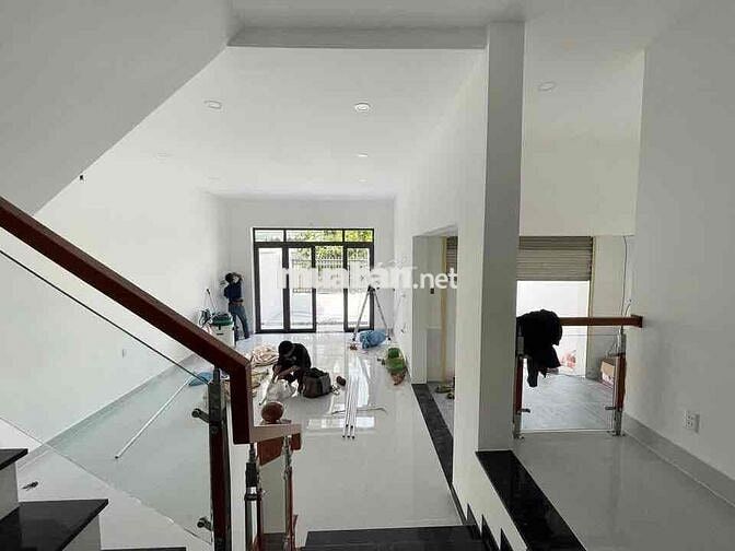 Cho thuê Biệt Thự KDC Bình Dân, phù hợp làm Vp,cty, phường Hiệp Bình