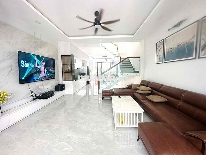 CHO THUÊ NHÀ MỚI ĐẸP GÓI 7 MỸ GIA ĐỐI DIỆN CÔNG VIÊN GIÁ 27TR/THÁNG