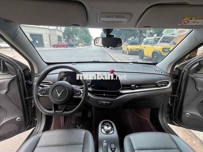 Xe điện VinFast VF5 2025 Xám