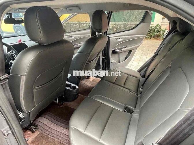 Xe điện VinFast VF5 2025 Xám