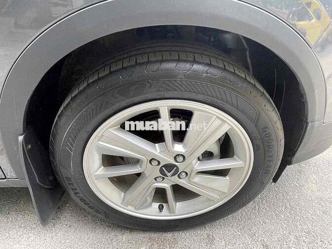 Xe điện VinFast VF5 2025 Xám