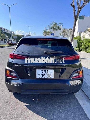 Hyundai Kona 2.0 bản tiêu chuẩn Đen đời 2021