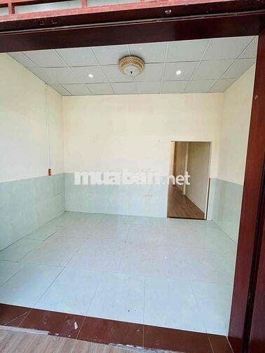 Nhà nguyên căn 4,5x30m 3phòng lộ ô tô Huỳnh Thị Nở Cái Răng