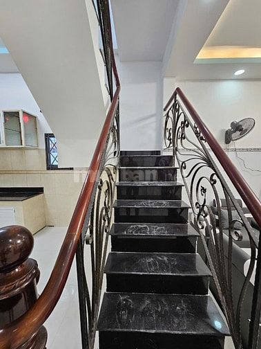 Nhà mới 1269/13 Phạm Thế Hiển, P5, Q8, 1trệt, 1lầu Ngang 9m, sâu 6m