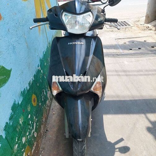 Honda SCR Đen
