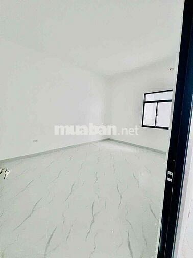 Cho Thuê Nhà Mới Xây 100% Ngay Ngã Tư Ga DT 90m2 Trệt 1Lửng 3Pn 1Wc