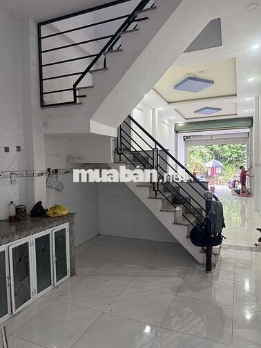 cho thuê nhà nguyên căn mặt tiền đường ĐT 3-4 đông thạnh hóc môn