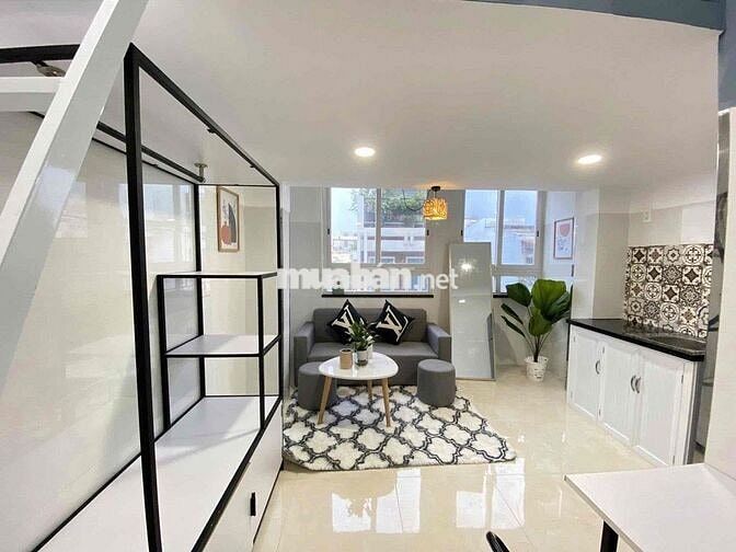 PHÒNG ĐẸP CÓ THANG MÁY - TỰ DO GẦN CHỢ BÀ CH